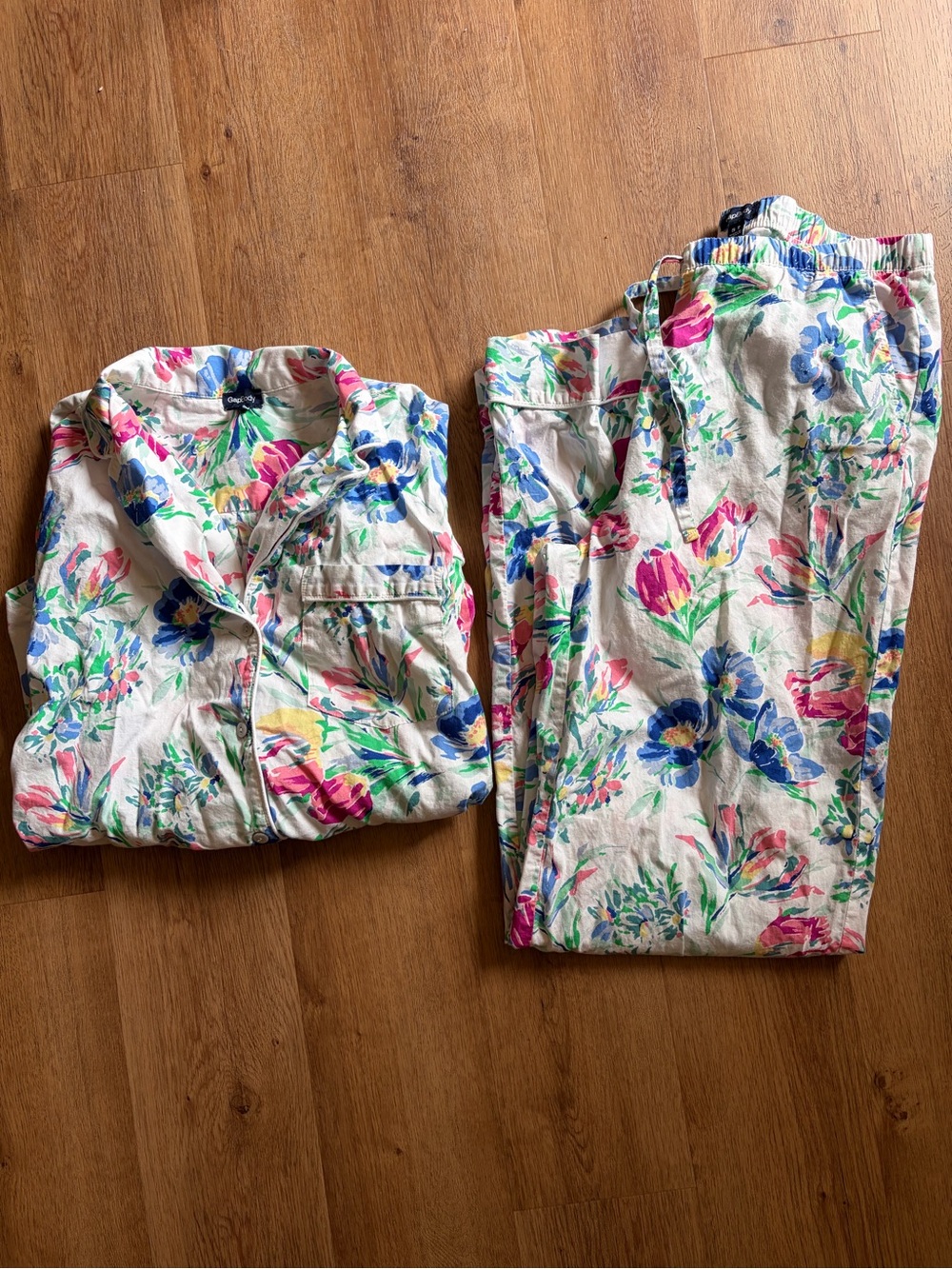 Gap Body Pajama Set
